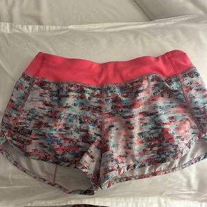 Ivivva kids size 14 (2)